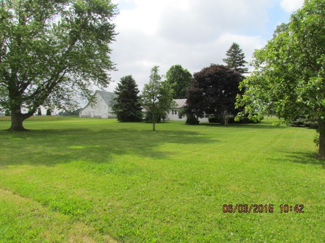 10831 S 500 E, Fairmount, IN 46928 photo 2