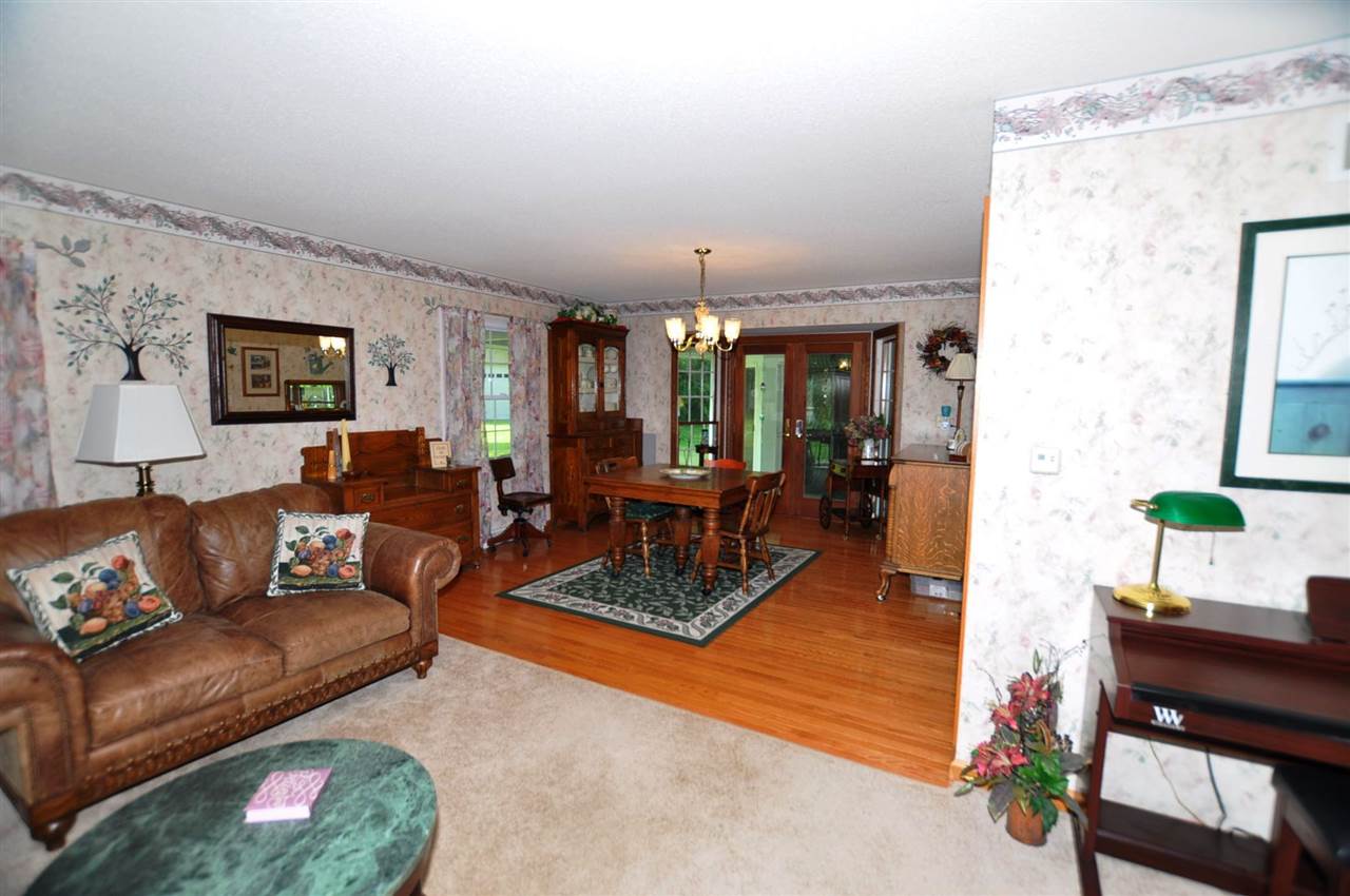 503 E Spring St, Middlebury, IN 46540 photo 12