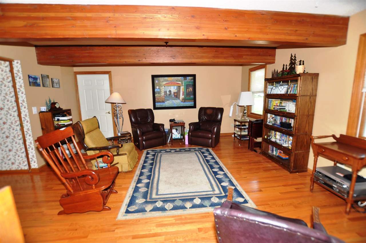 503 E Spring St, Middlebury, IN 46540 photo 13