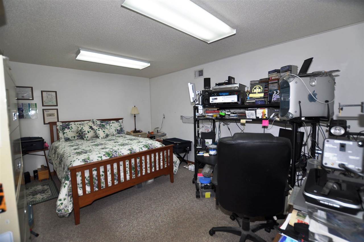503 E Spring St, Middlebury, IN 46540 photo 20