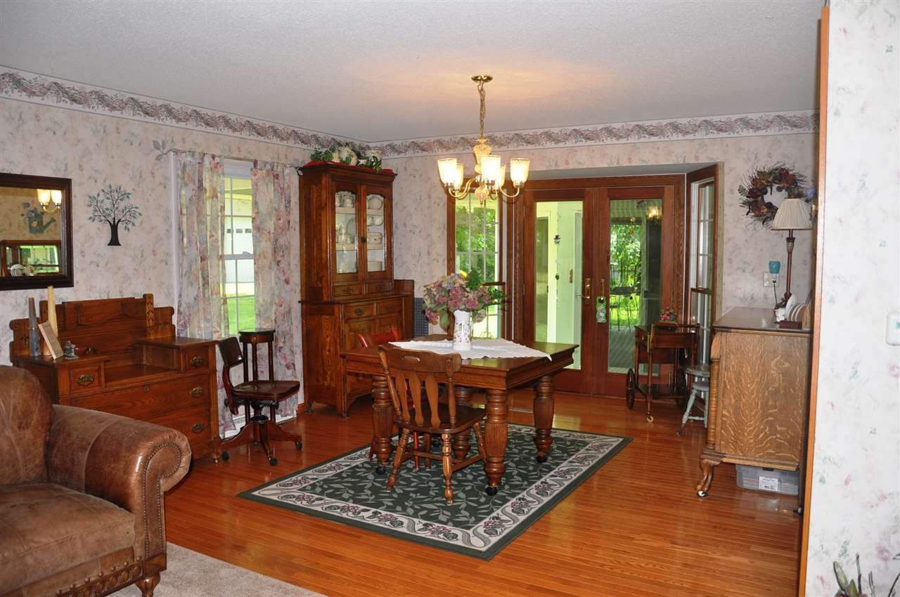 503 E Spring St, Middlebury, IN 46540 photo 14