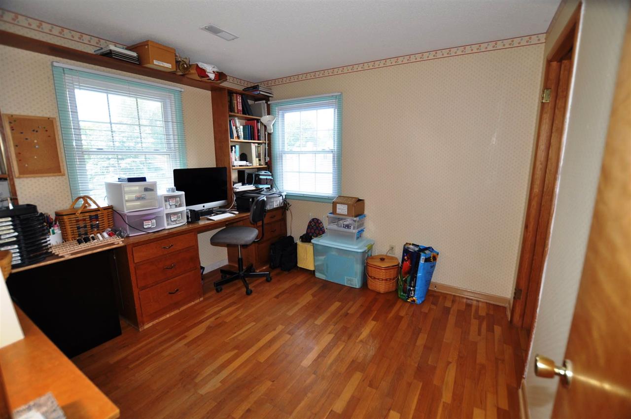 503 E Spring St, Middlebury, IN 46540 photo 22