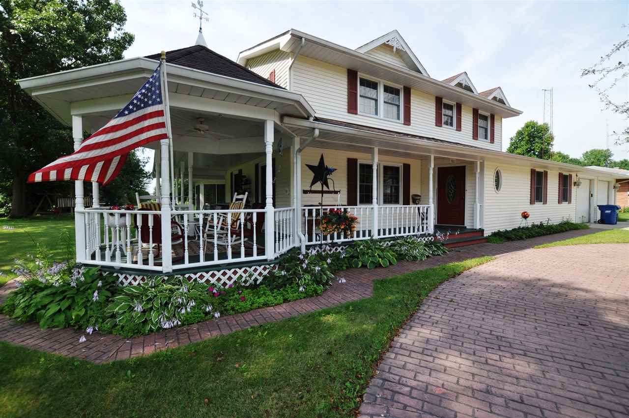 503 E Spring St, Middlebury, IN 46540 photo 1