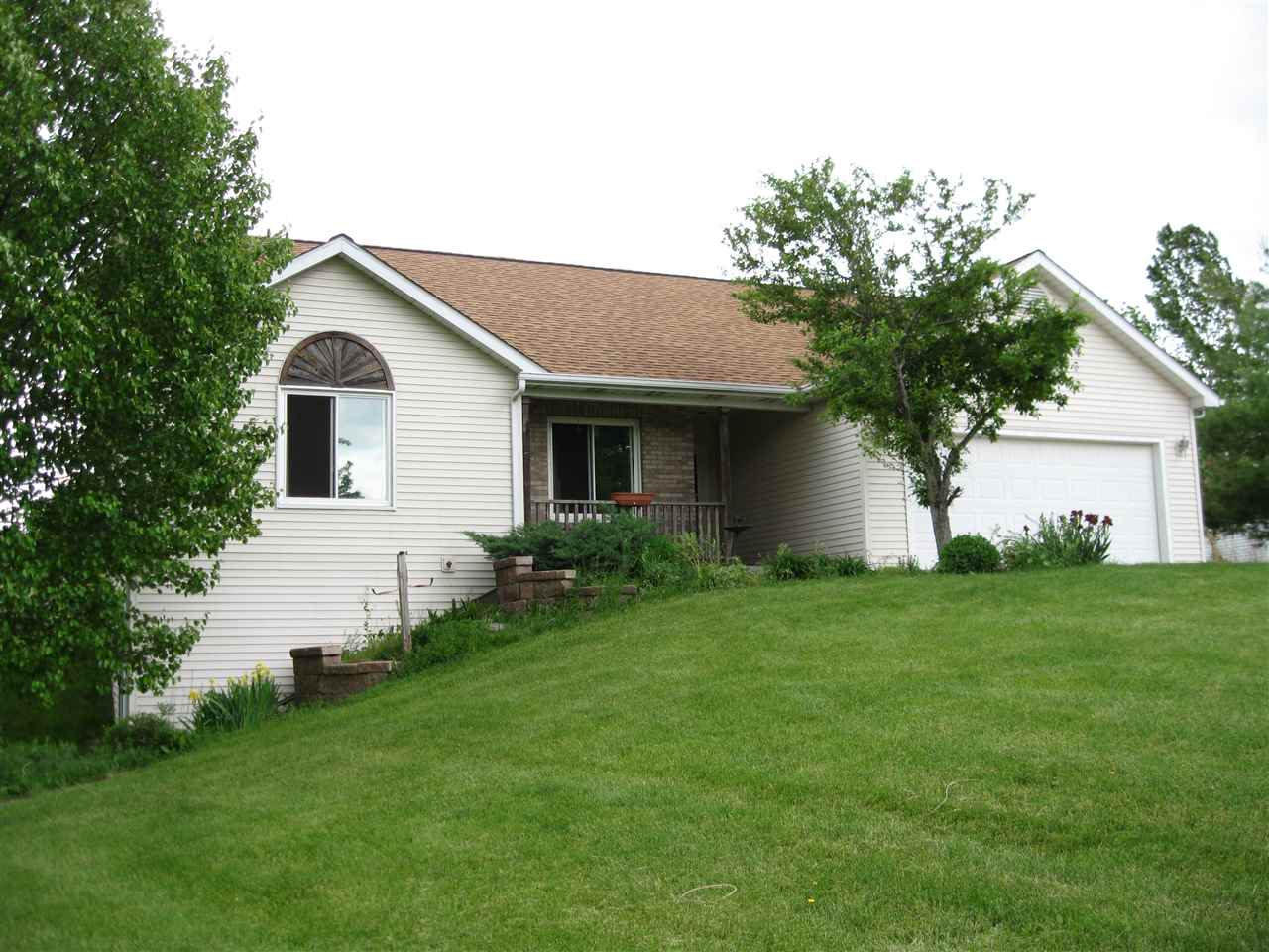 2892 N 350 W, Columbia City, IN 46725 photo 1