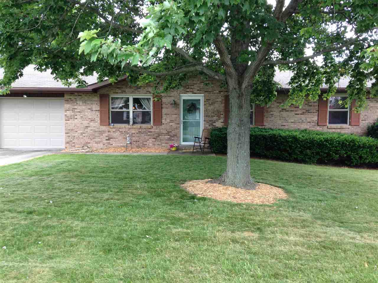 109 Oakmount Ct, Jasper, IN 47546 photo 1