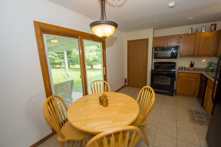 53591 Stanford Dr, Bristol, IN 46507 photo 9