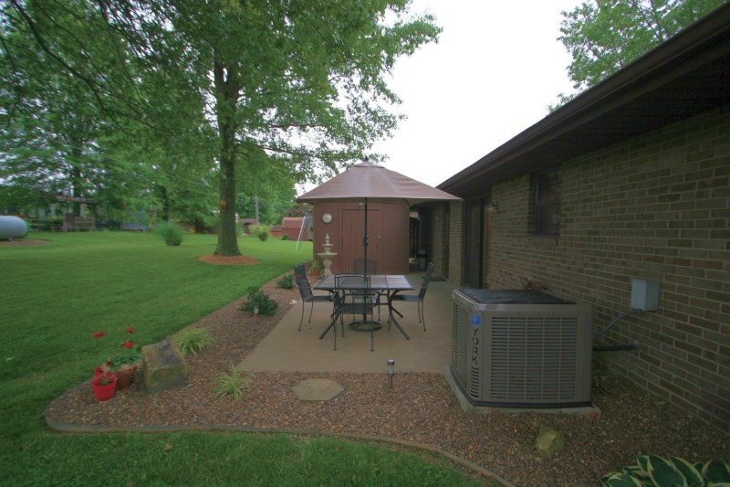4372 Rhine Strasse, Jasper, IN 47546 photo 15
