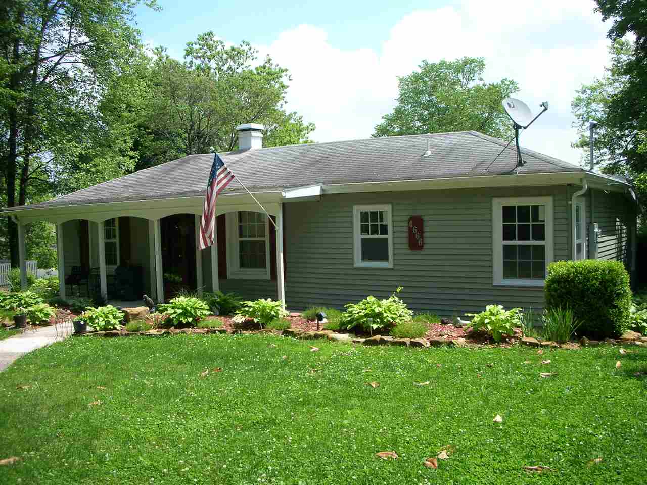 4666 Lenn Rd, Newburgh, IN 47630 photo 1