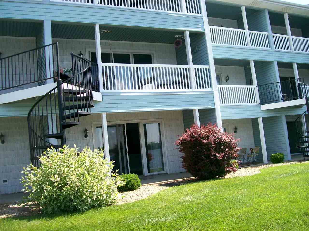 1725 Colonial Dr #12, Rochester, IN 46975 photo 1