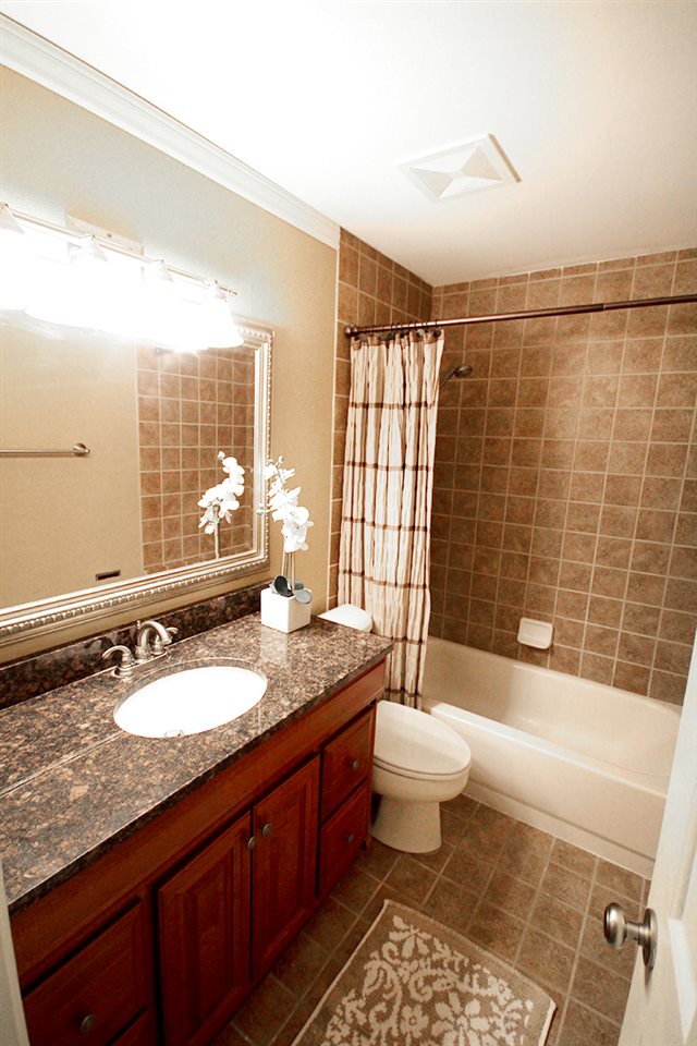 16755 Saratoga Ct, Granger, IN 46530 photo 19