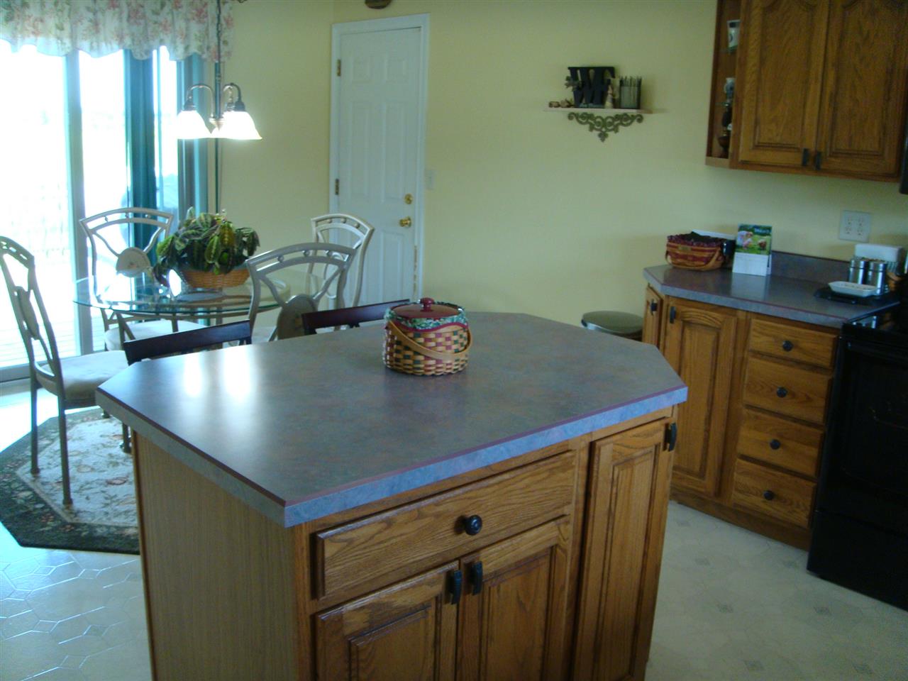1556 Quail Run Dr, Kokomo, IN 46902 photo 4