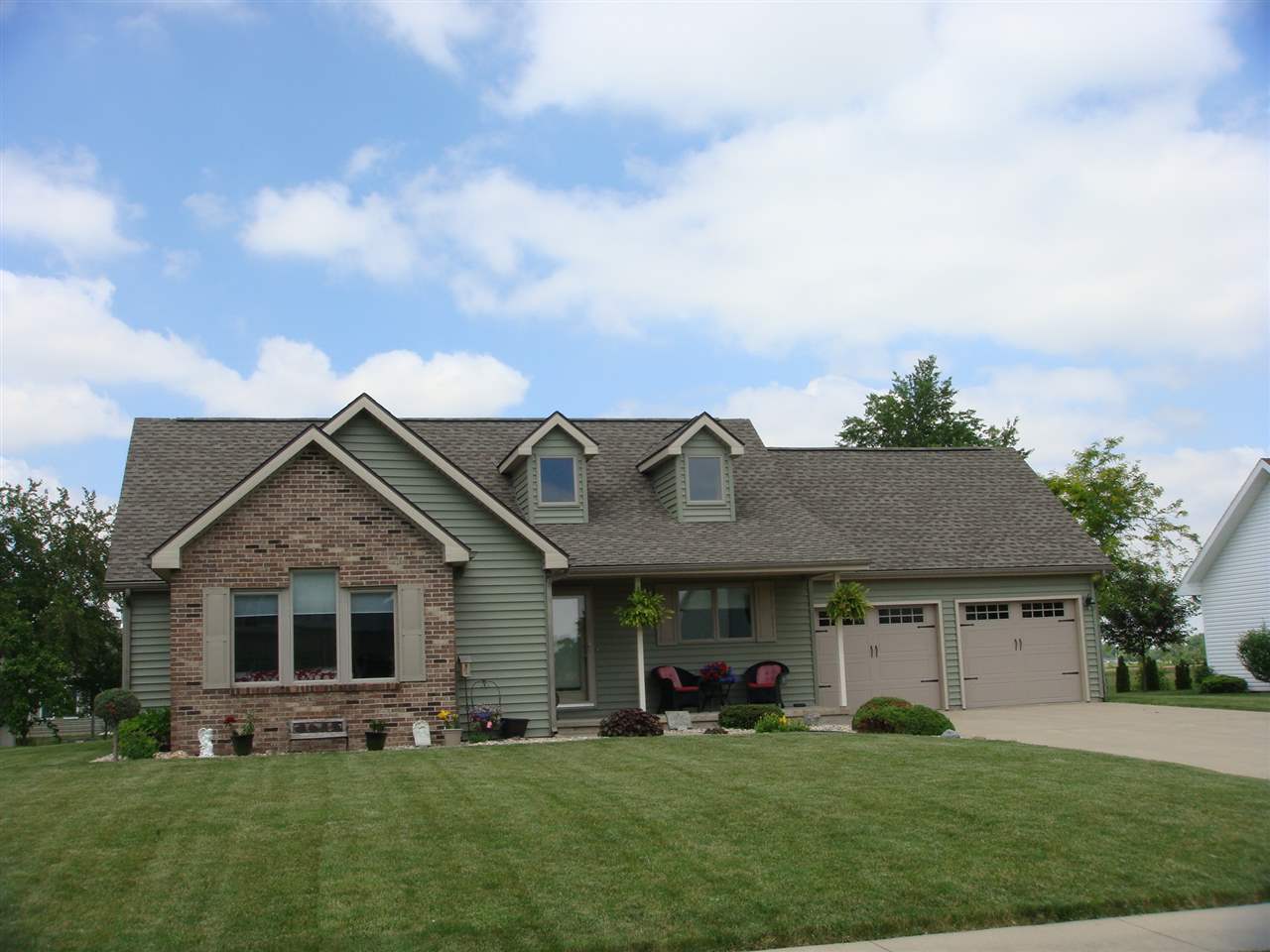1556 Quail Run Dr, Kokomo, IN 46902 photo 1