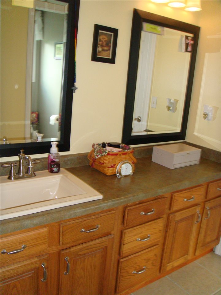 1556 Quail Run Dr, Kokomo, IN 46902 photo 11