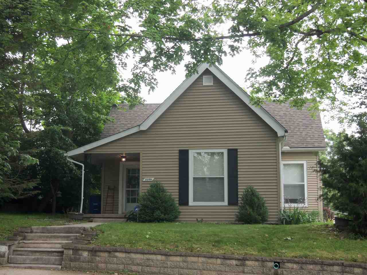 2108 I St, Bedford, IN 47421 photo 1