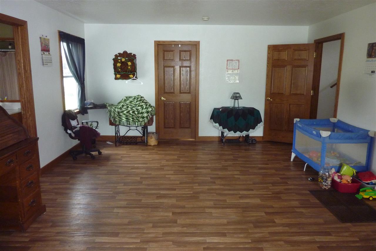 1069 E 1500 N, Akron, IN 46910 photo 9