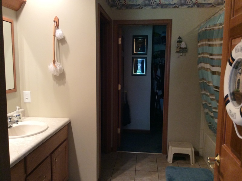 402 E Andrews, Monroe, IN 46772 photo 16
