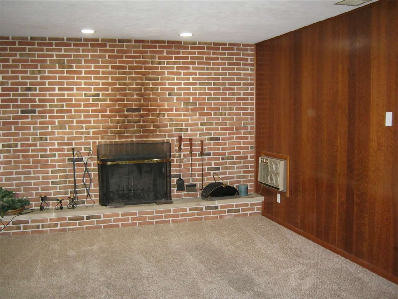 1632 Mayflower Rd, Fort Wayne, IN 46819 photo 4