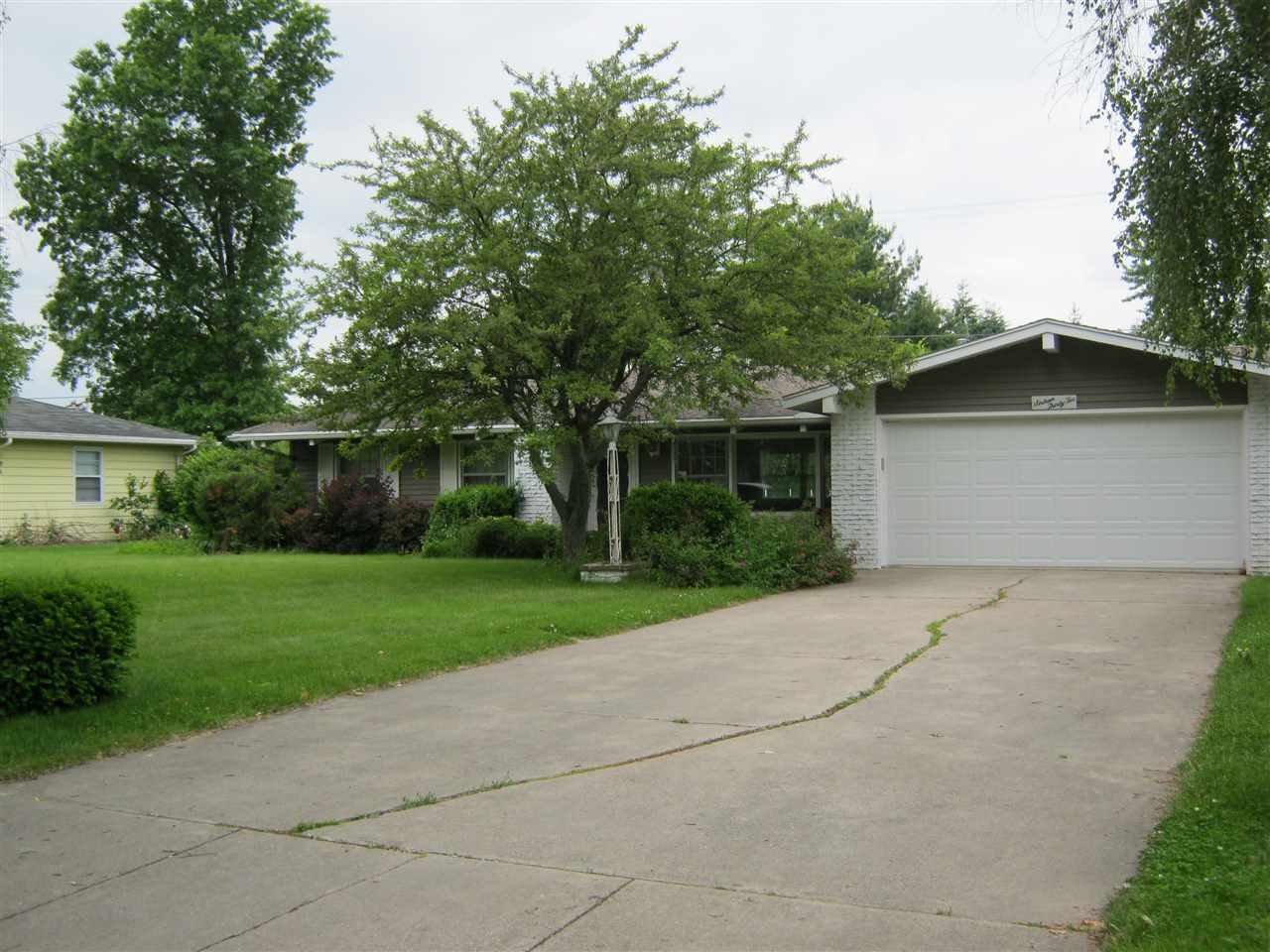 1632 Mayflower Rd, Fort Wayne, IN 46819 photo 1