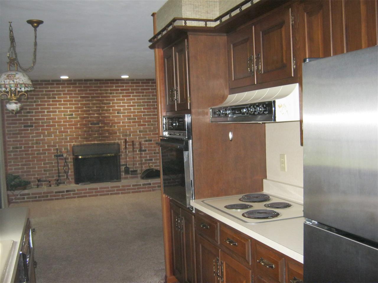 1632 Mayflower Rd, Fort Wayne, IN 46819 photo 3