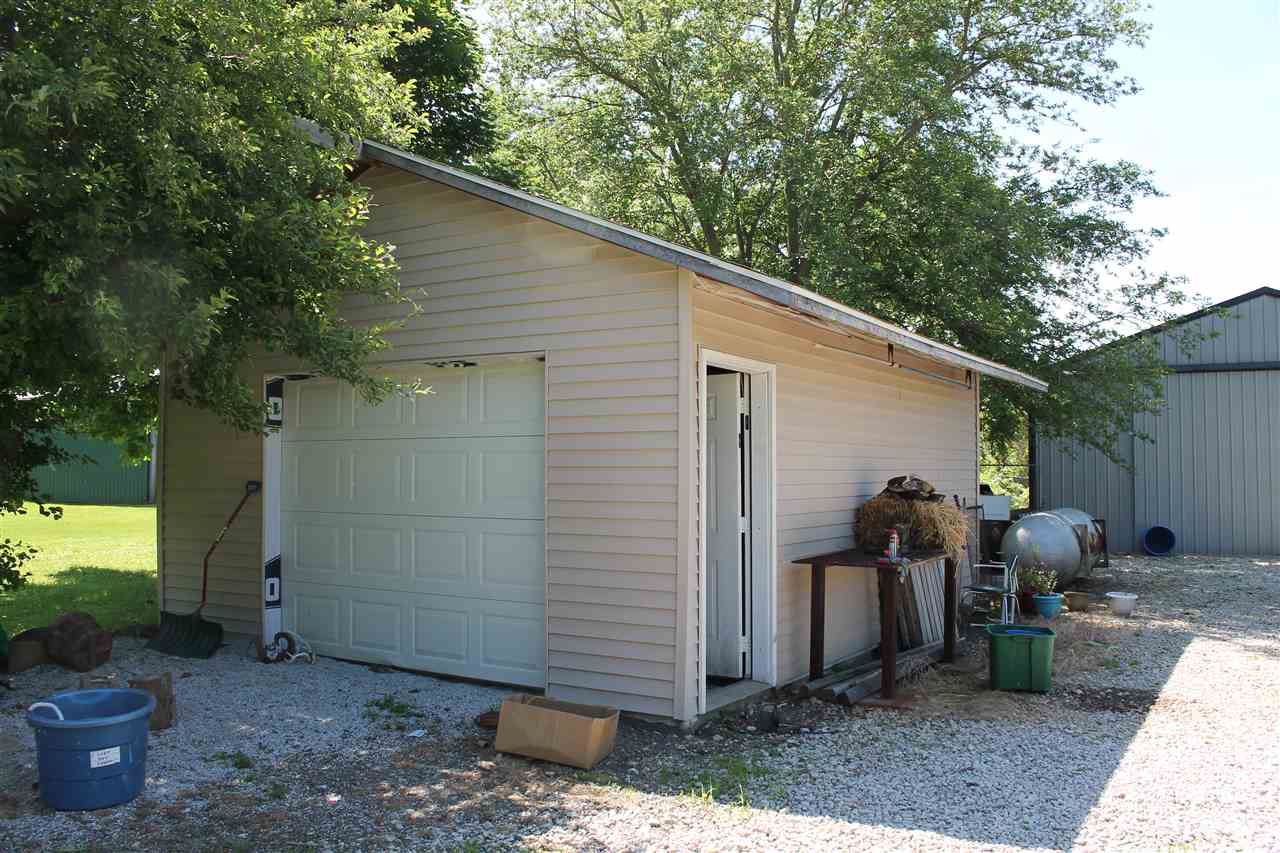 20432 Roosevelt Rd, South Bend, IN 46614 photo 23