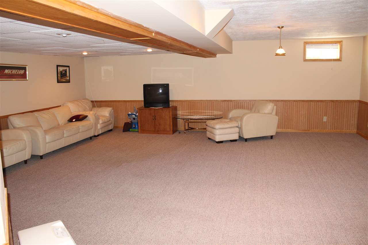 20432 Roosevelt Rd, South Bend, IN 46614 photo 5