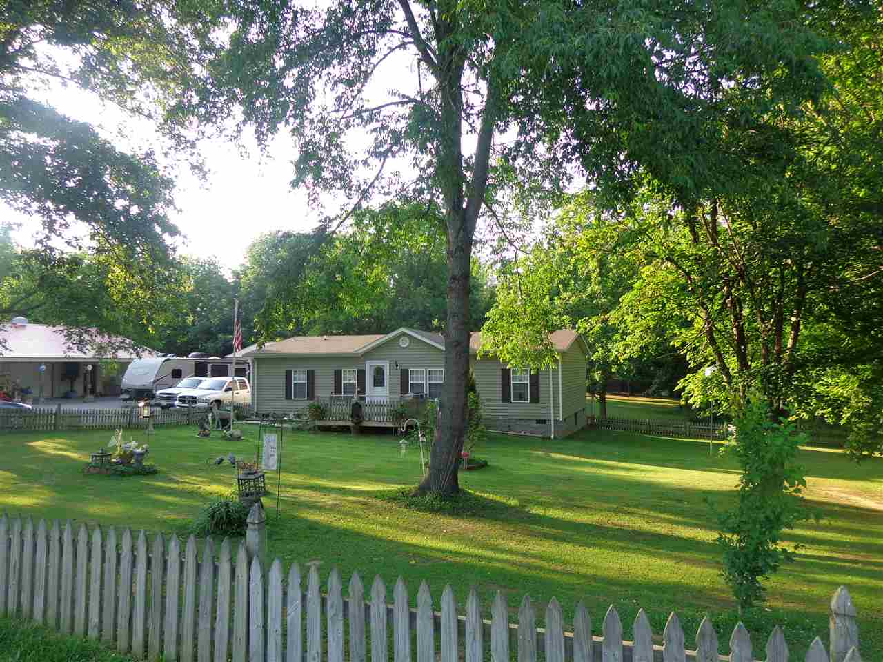 1266 Lovers Ln, Boonville, IN 47601 photo 4
