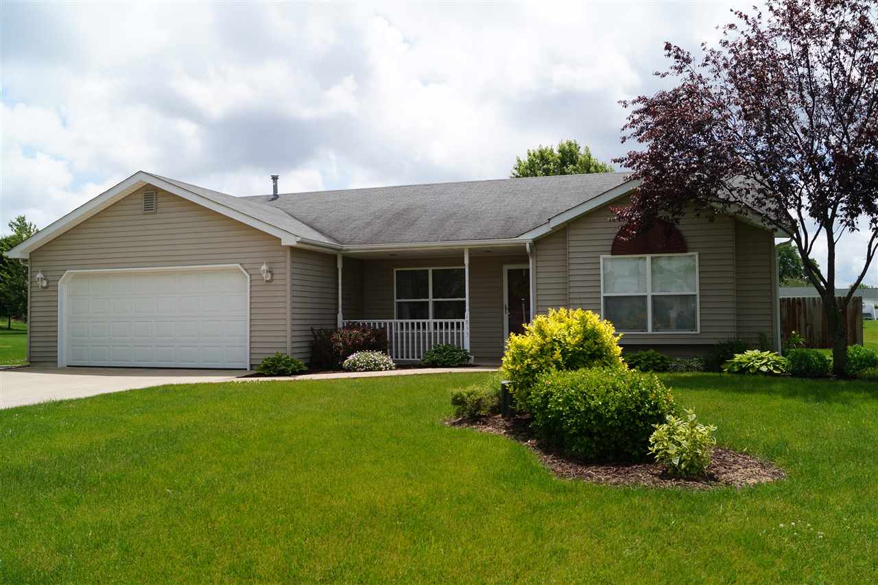 1855 N Brook Blvd, Warsaw, IN 46582 photo 1