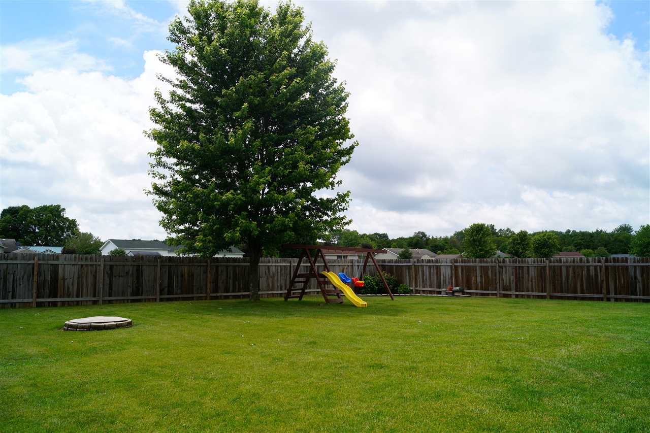 1855 N Brook Blvd, Warsaw, IN 46582 photo 5