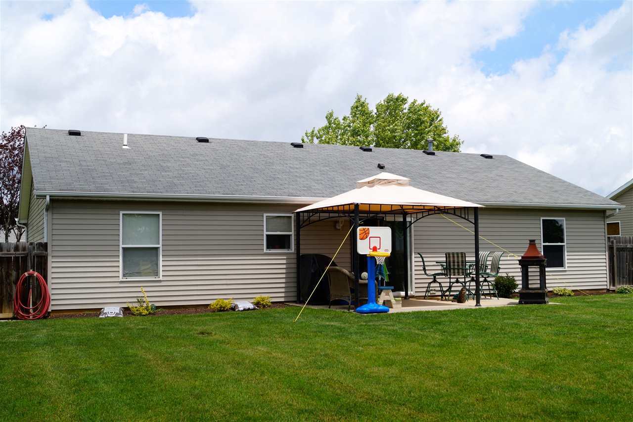 1855 N Brook Blvd, Warsaw, IN 46582 photo 6