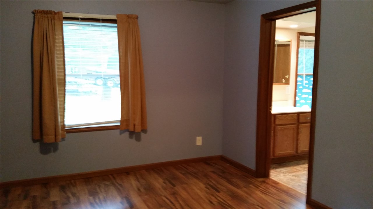 7606 E 975 N, Brookston, IN 47923 photo 9