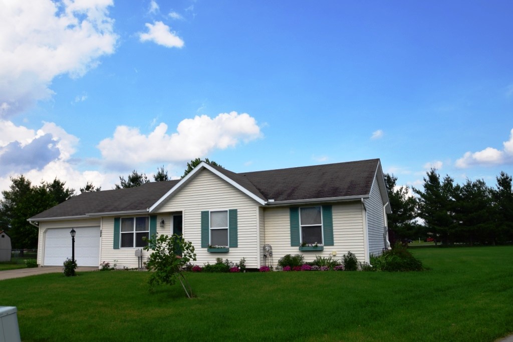 1416 Sedgefield Way, Goshen, IN 46526 photo 1