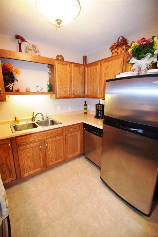 1416 Sedgefield Way, Goshen, IN 46526 photo 21