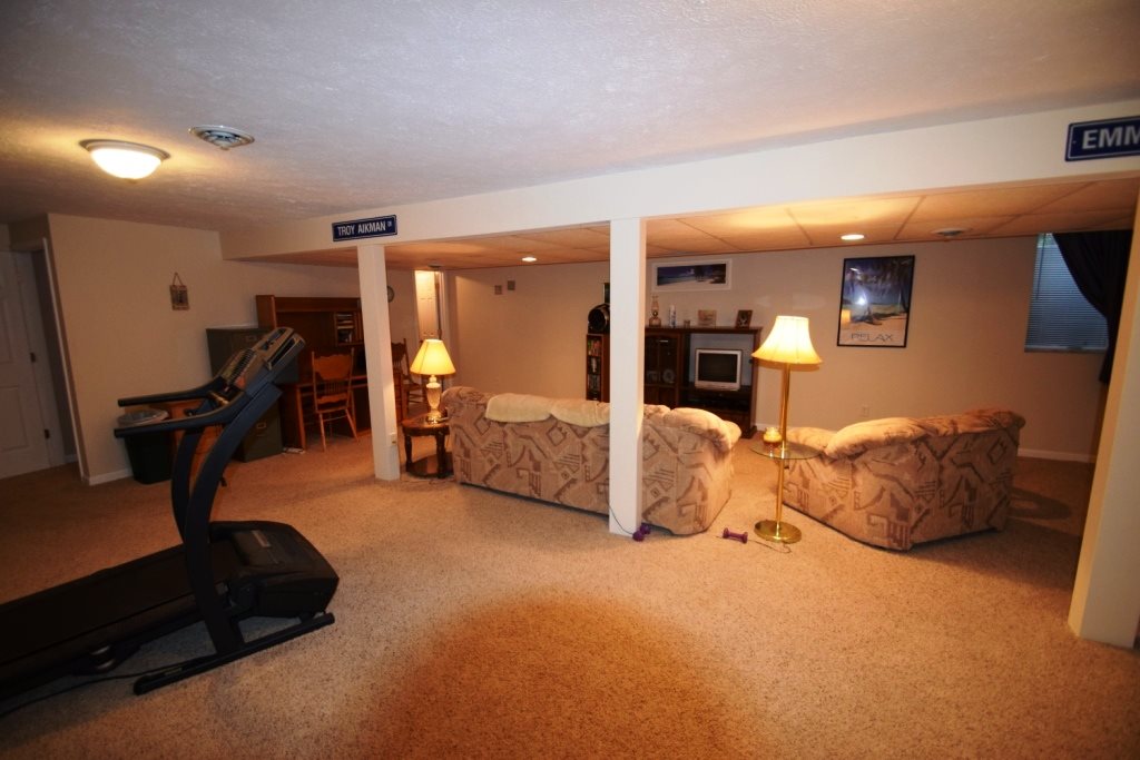1416 Sedgefield Way, Goshen, IN 46526 photo 22