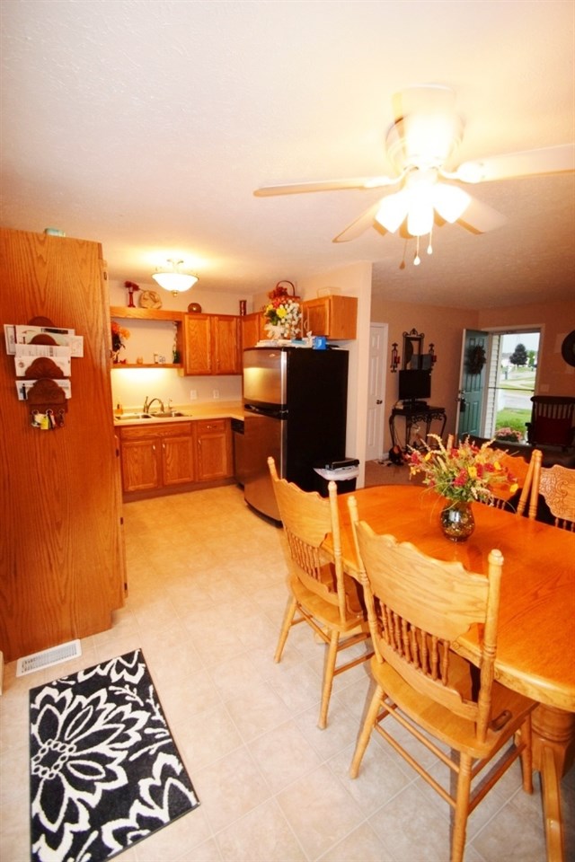 1416 Sedgefield Way, Goshen, IN 46526 photo 10