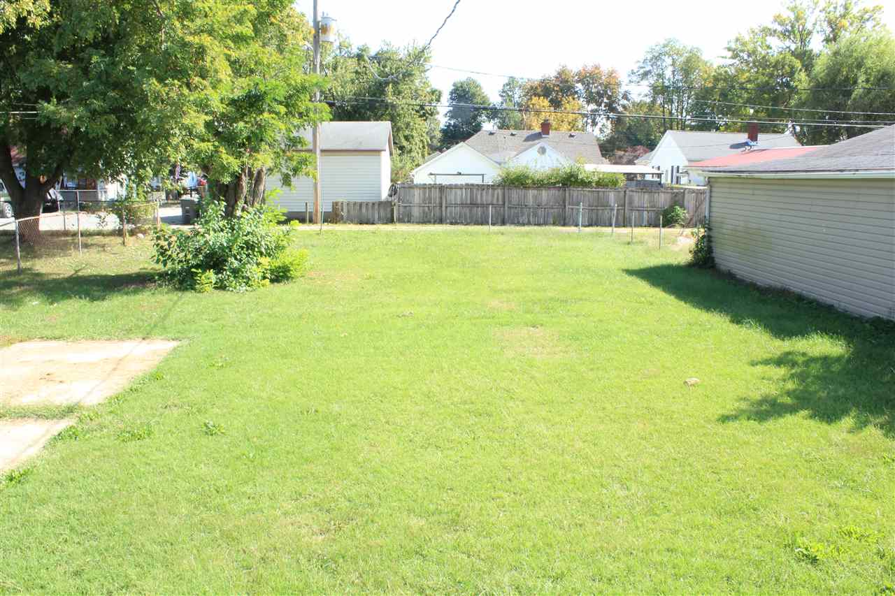 2211 Harding Ave, Evansville, IN 47711 photo 3