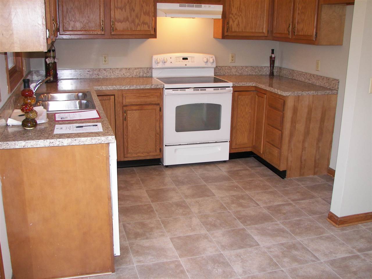 7444 Meridian Ave, Evansville, IN 47715 photo 2