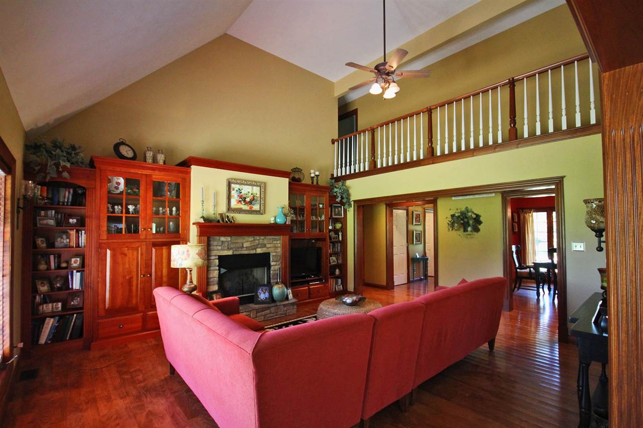 2635 Secretariat Ct, Evansville, IN 47720 photo 7