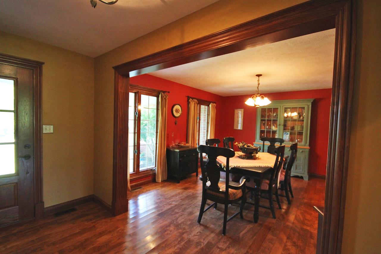 2635 Secretariat Ct, Evansville, IN 47720 photo 9