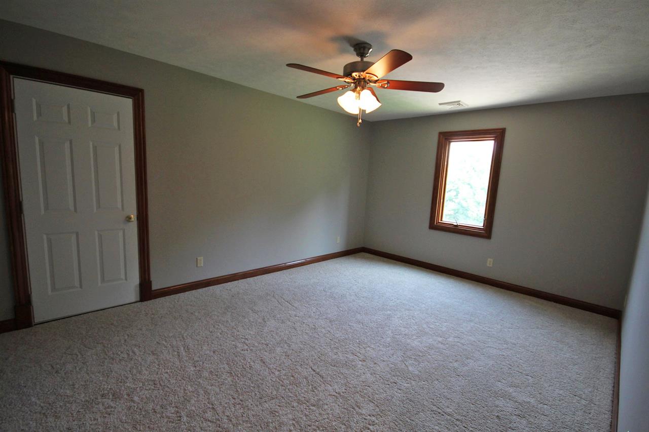 2635 Secretariat Ct, Evansville, IN 47720 photo 21