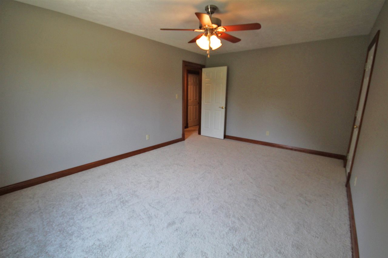 2635 Secretariat Ct, Evansville, IN 47720 photo 20