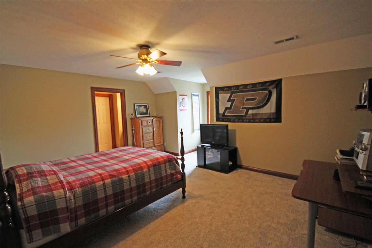 2635 Secretariat Ct, Evansville, IN 47720 photo 17