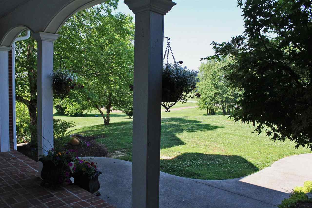 2635 Secretariat Ct, Evansville, IN 47720 photo 3