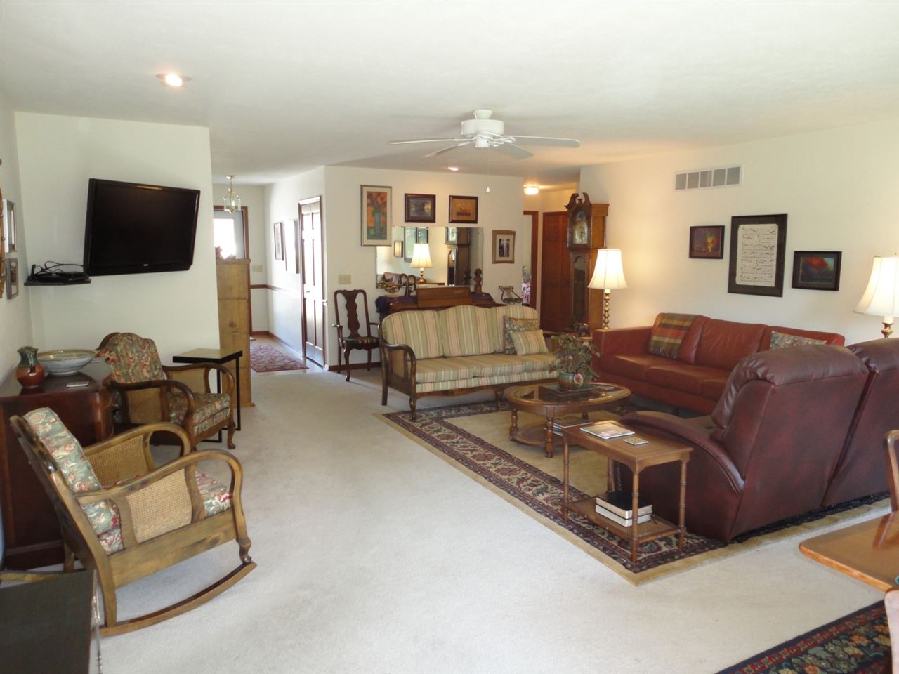 1304 Apple Ridge Ct, South Bend, IN 46614 photo 4