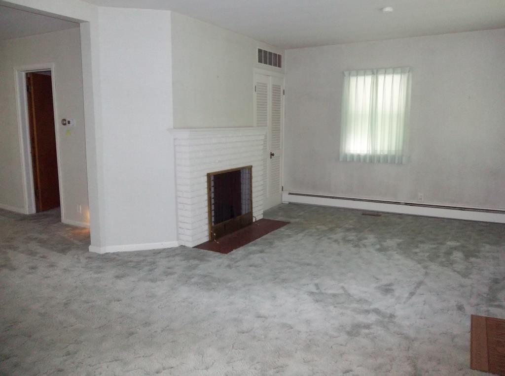 109 W 6th St, Peru, IN 46970 photo 5