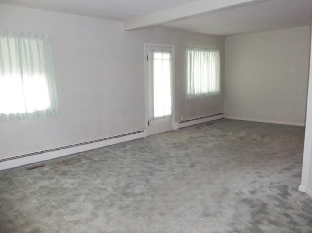 109 W 6th St, Peru, IN 46970 photo 6