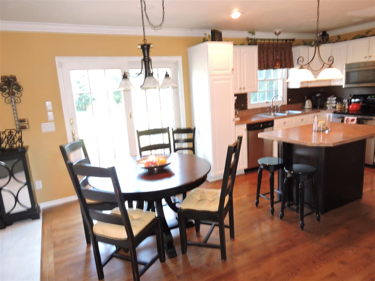 15051 Longbridge Dr, Granger, IN 46530 photo 6