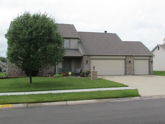 3071 Navajo Xing, New Haven, IN 46774 photo 1