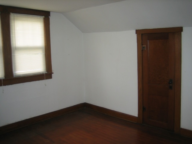 604 E 15th St, Jasper, IN 47546 photo 9
