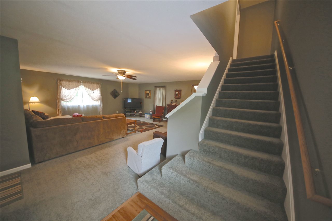7090 W May Rd, Bloomington, IN 47403 photo 9