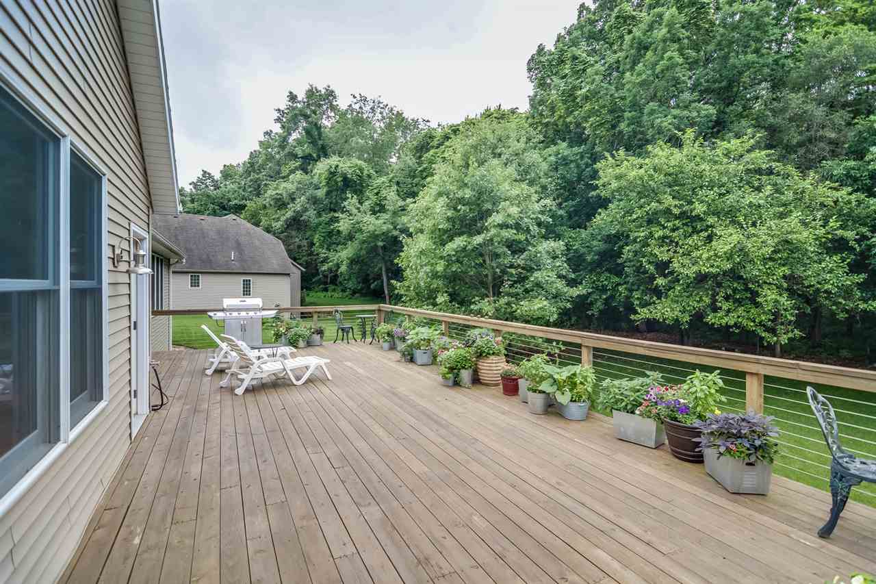 21895 Locust Bend Ct, South Bend, IN 46628 photo 15